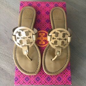 Tory Burch Miller Flip Flop - Patent Sand - Size 7